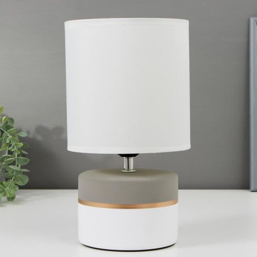 Светильник настольный 220В Е27 40Вт Бело-серый фото Светильник настольный 220В Е27 40Вт Бело-серый картинка